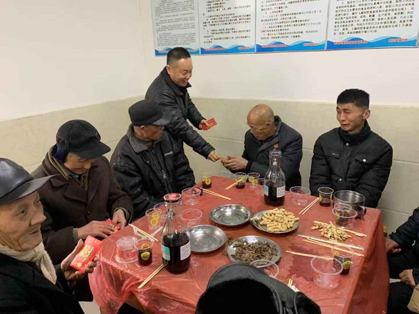 2019讓愛(ài)依舊，湖北昌利領(lǐng)導(dǎo)前往福利院慰問(wèn)