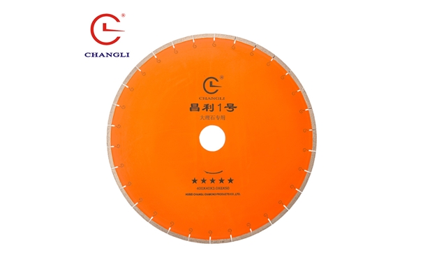 怎樣可以預(yù)防石材切割片加工的石板材產(chǎn)生銹斑呢？